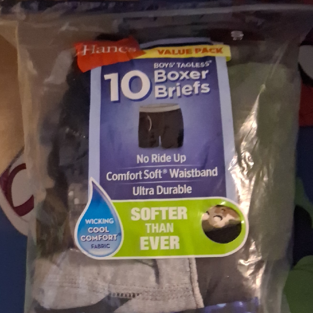 Hanes Boys' Tagless Boxer Briefs - Black And Gray
